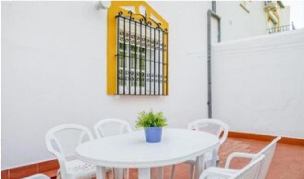 Los Arcos Apartment *
